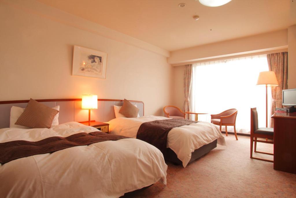 Hotel Sekumiya Obama  Bilik gambar